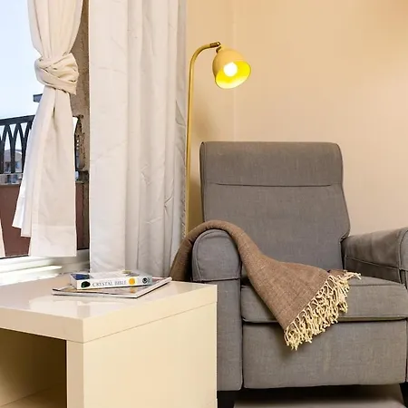 Appartement Modern & Bright Cherry In South With Private Parking